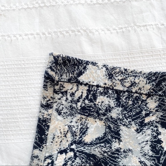 Bcbgmaxazria MEYA FOLIAGE KNITTED A-LINE MINI SKIRT - L - Picture 7 of 10